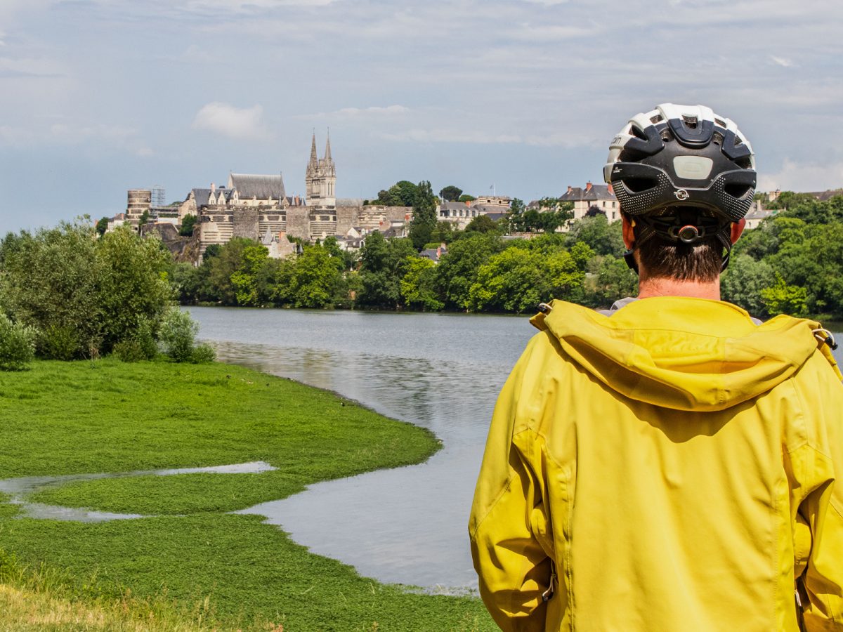 © Un Monde à Vélo